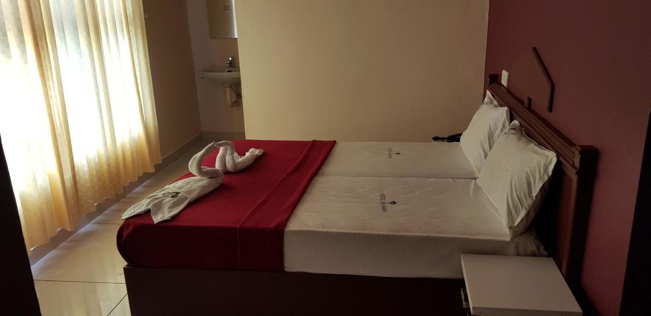 Hotel Nuhman Kondotty エクステリア 写真