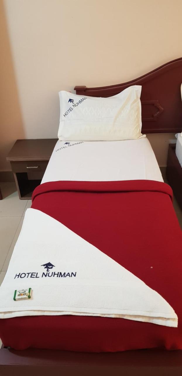 Hotel Nuhman Kondotty エクステリア 写真